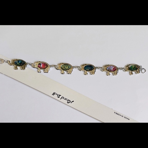 👋 3/$15 FASHION JEWELRY Elephant Bracelet NWT - Picture 1 of 5